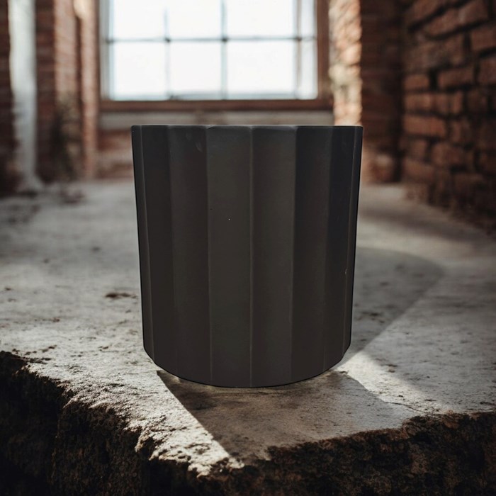 Picture of Gardenlite Grecian Cylinder Black